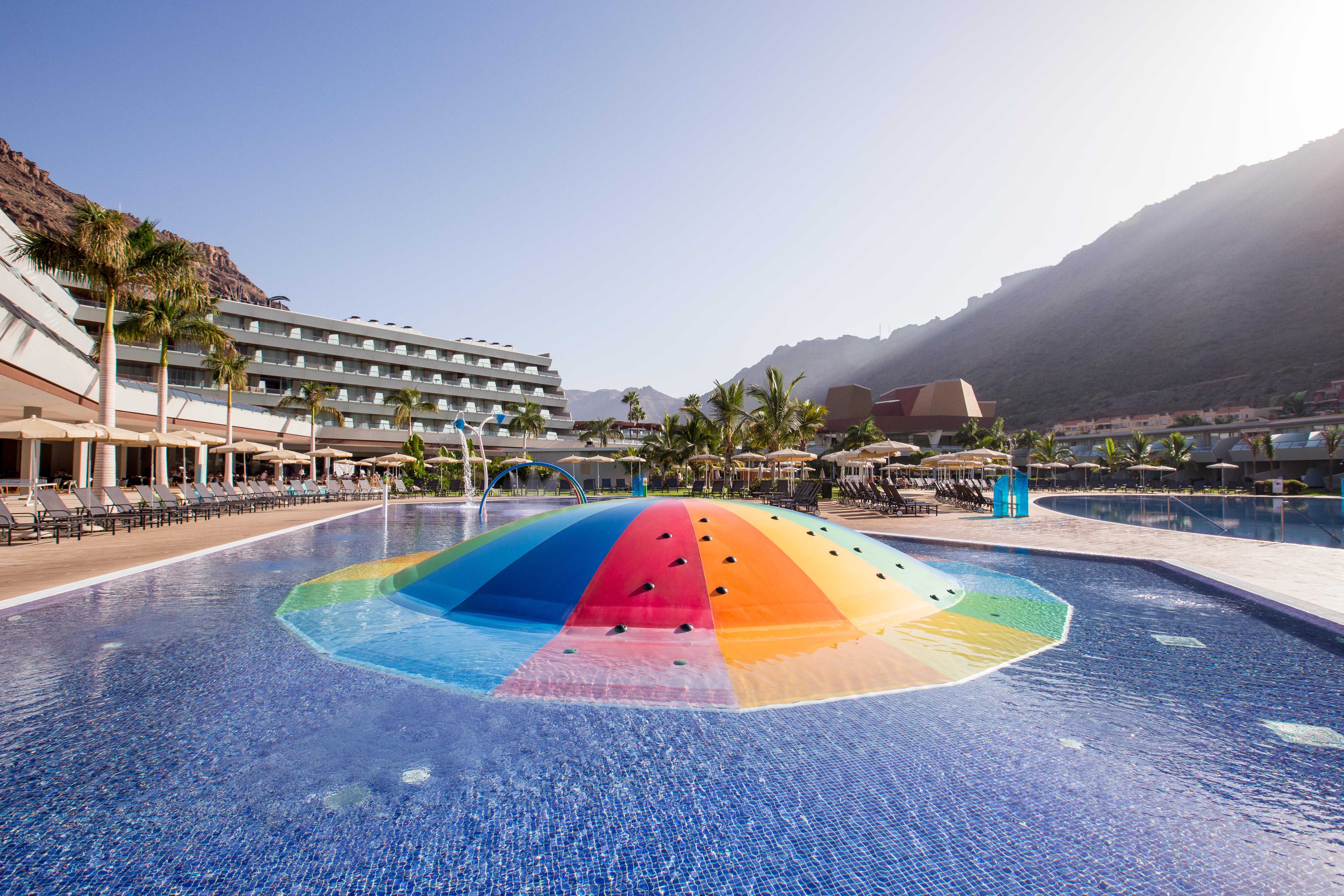 Radisson Blu & Spa, Gran Canaria Mogan Hotel 5*